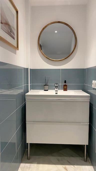 Superb Townhouse In Golden Mile Apartment Марбеля Екстериор снимка